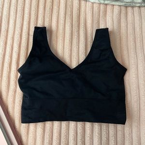 NVGTN sports bra